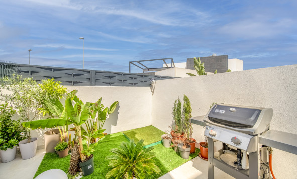 Herverkoop - 3. Halfvrijstaand huis - Benijofar - Costa Blanca Zuid