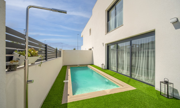 Herverkoop - 3. Halfvrijstaand huis - Benijofar - Costa Blanca Zuid