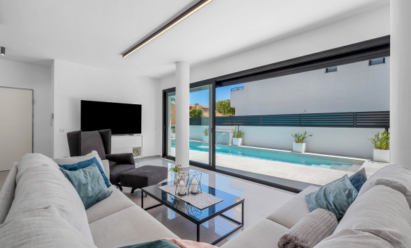 Herverkoop - 3. Halfvrijstaand huis - Guardamar del Segura - Costa Blanca Zuid