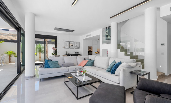 Herverkoop - 3. Halfvrijstaand huis - Guardamar del Segura - Costa Blanca Zuid