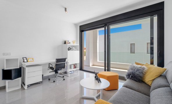 Herverkoop - 3. Halfvrijstaand huis - Guardamar del Segura - Costa Blanca Zuid