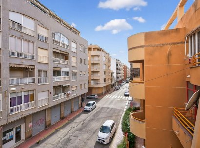 Appartement · Herverkoop - Torrevieja · Playa de los Locos · Alicante · Spanje