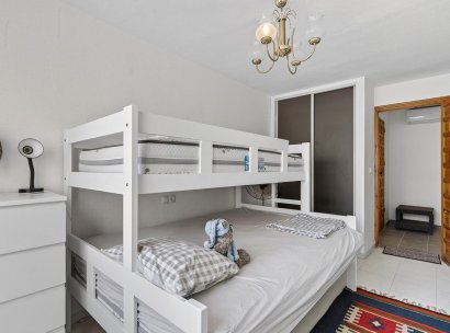 Appartement · Herverkoop - Torrevieja · Playa de los Locos · Alicante · Spanje