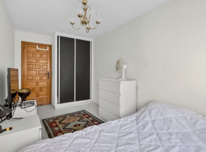 Appartement · Herverkoop - Torrevieja · Playa de los Locos · Alicante · Spanje