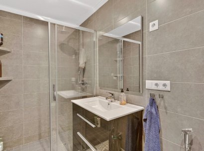 Appartement · Herverkoop - Torrevieja · Playa de los Locos · Alicante · Spanje