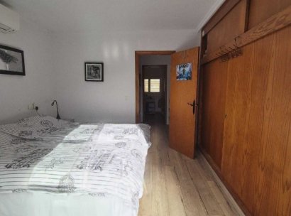 Terraced house · Återförsäljning - La Rosaleda · Alicante · Spanien