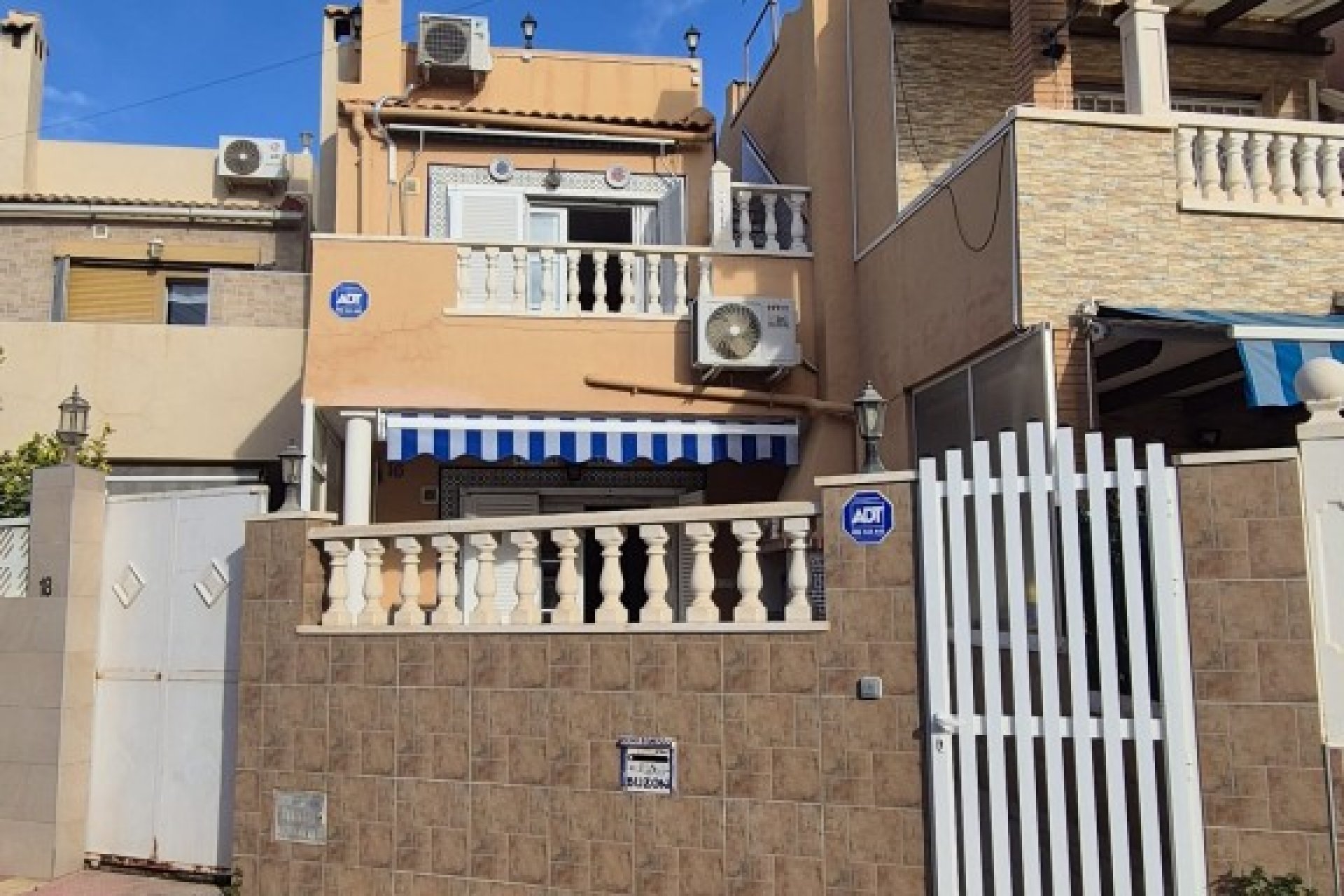 Reventa - Terraced house - La Rosaleda