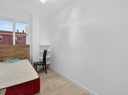 Appartement · Herverkoop - Torrevieja · Centro · Alicante · Spanje
