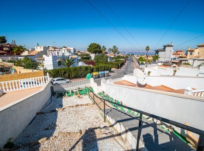 Appartement · Herverkoop - Torrevieja · Los Balcones · Alicante · Spanje