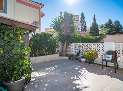 Appartement · Herverkoop - Torrevieja · Los Balcones · Alicante · Spanje