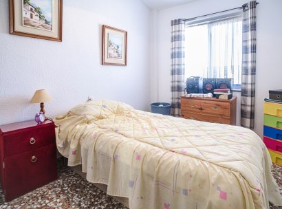 Appartement · Herverkoop - Torrevieja · Los Balcones · Alicante · Spanje