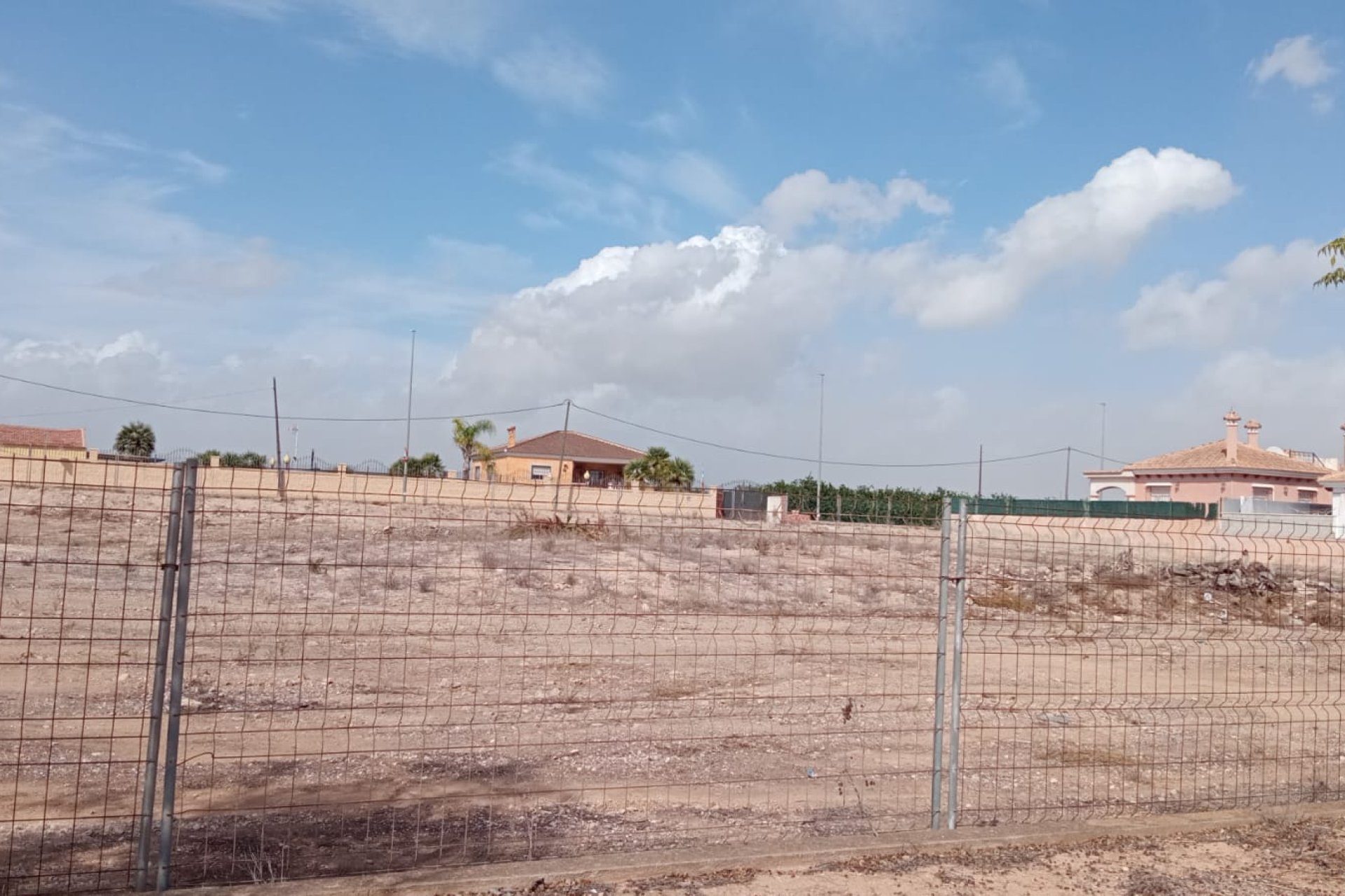 Resale - Plot - La Herrada