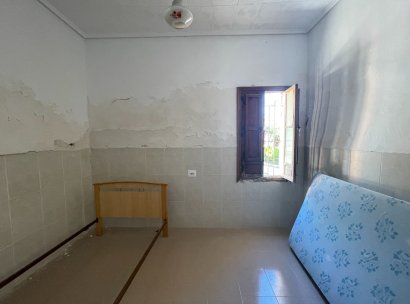 Finca / Country Property · Wiederverkauf - Elche · Alicante · Spanien