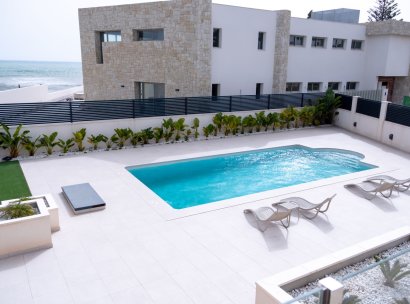 Villa · Herverkoop - Torrevieja · La Veleta · Alicante · Spanje