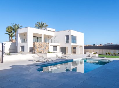 Villa · Herverkoop - Torrevieja · La Veleta · Alicante · Spanje