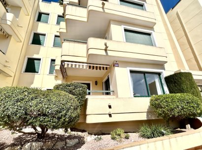 Appartement · Herverkoop - Orihuela Costa · Villamartín · Alicante · Spanje