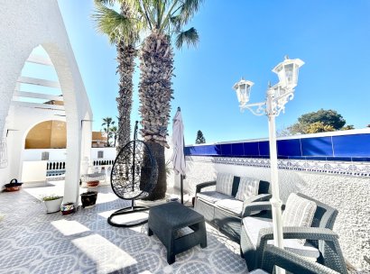 Villa · Herverkoop - Orihuela Costa · Villamartín · Alicante · Spanje