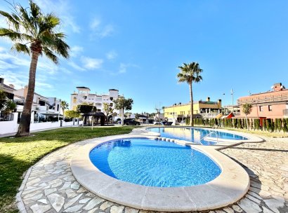 Appartement · Herverkoop - Orihuela Costa · Villamartín · Alicante · Spanje