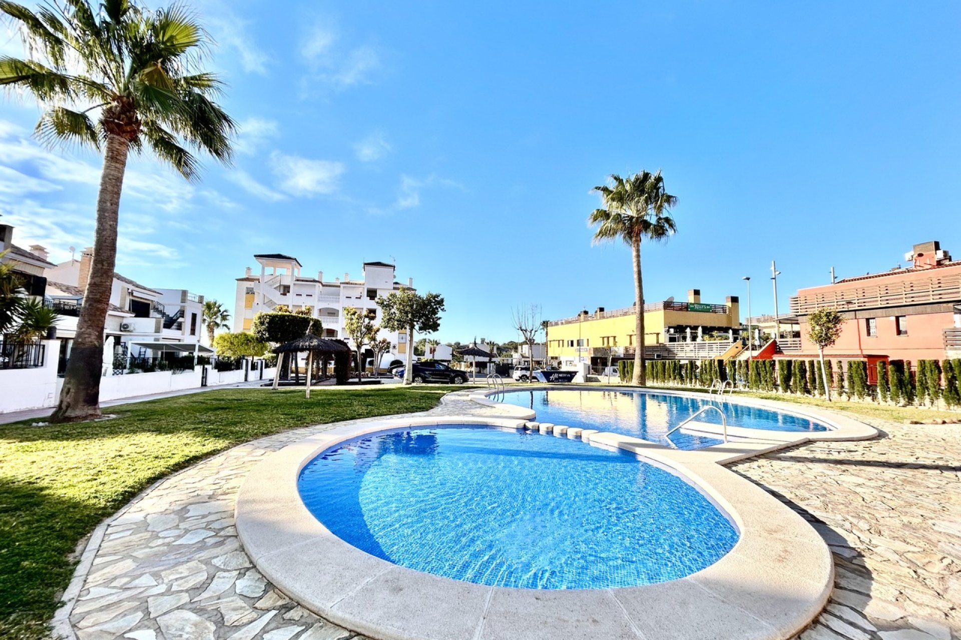 Resale - Apartment - Orihuela Costa - Costa Blanca South