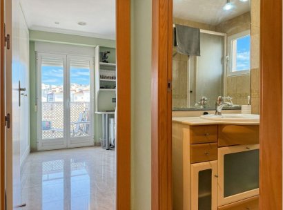 Appartement · Herverkoop - Santa Pola · Alicante · Spanje