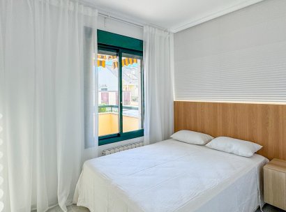 Appartement · Herverkoop - Lomas De Campoamor · Alicante · Spanje
