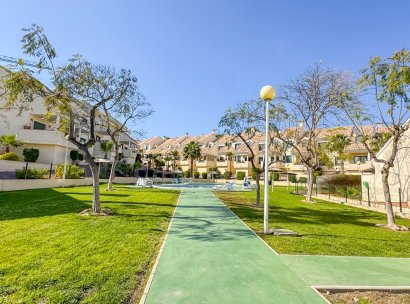 Appartement · Herverkoop - Lomas De Campoamor · Alicante · Spanje