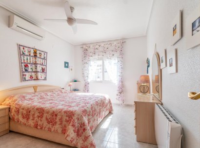 Villa · Herverkoop - Orihuela Costa · Playa Flamenca · Alicante · Spanje