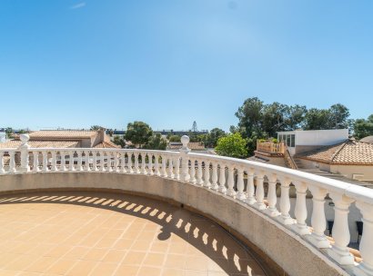 Villa · Herverkoop - Orihuela Costa · Playa Flamenca · Alicante · Spanje