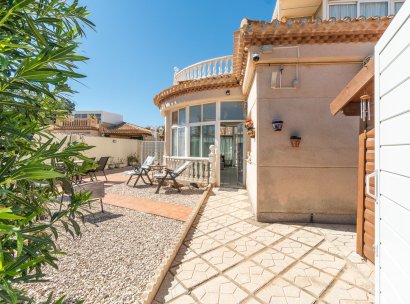 Villa · Herverkoop - Orihuela Costa · Playa Flamenca · Alicante · Spanje