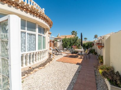 Villa · Herverkoop - Orihuela Costa · Playa Flamenca · Alicante · Spanje