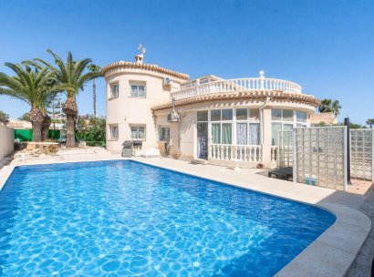 Villa · Herverkoop - Orihuela Costa · Playa Flamenca · Alicante · Spanje