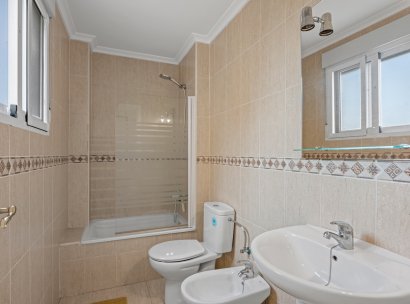 1. Appartement / flat · Herverkoop - Daya Nueva · Alicante · Spanje