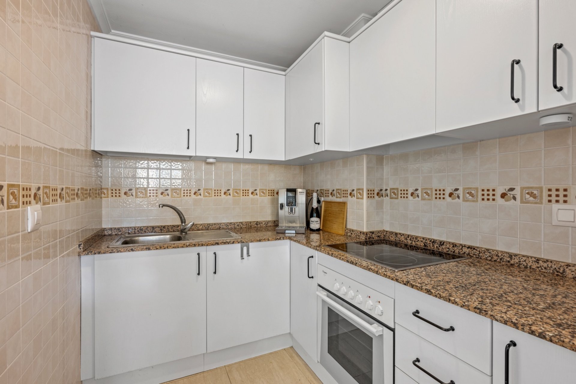 Herverkoop - 1. Appartement / flat - Daya Nueva