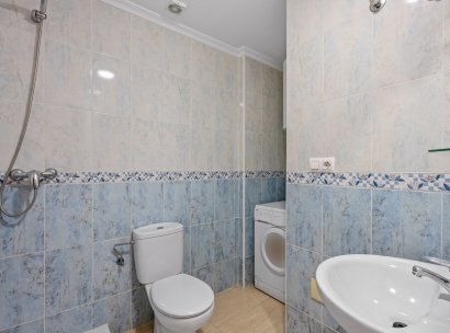 1. Appartement / flat · Herverkoop - Daya Nueva · Alicante · Spanje