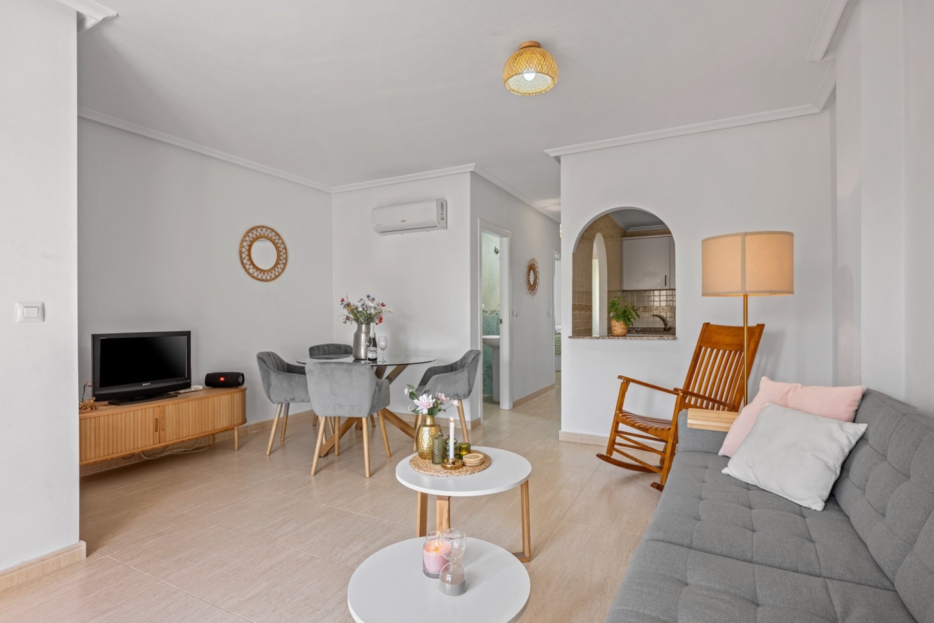 Herverkoop - 1. Appartement / flat - Daya Nueva