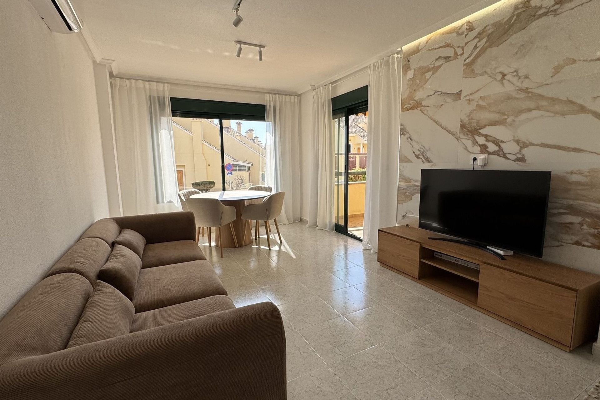 Wiederverkauf - Wohnung - Lomas De Campoamor