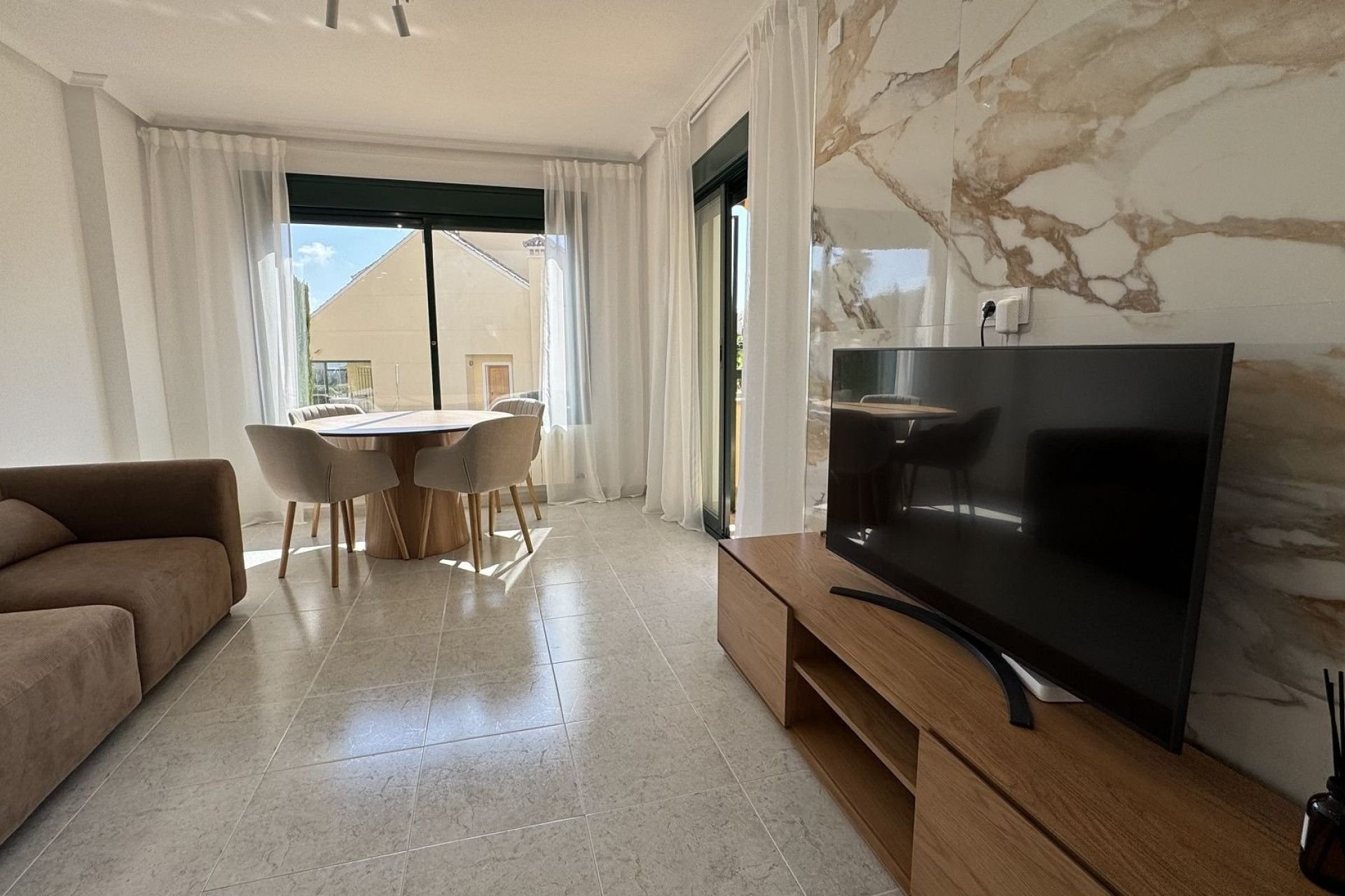 Wiederverkauf - Wohnung - Lomas De Campoamor
