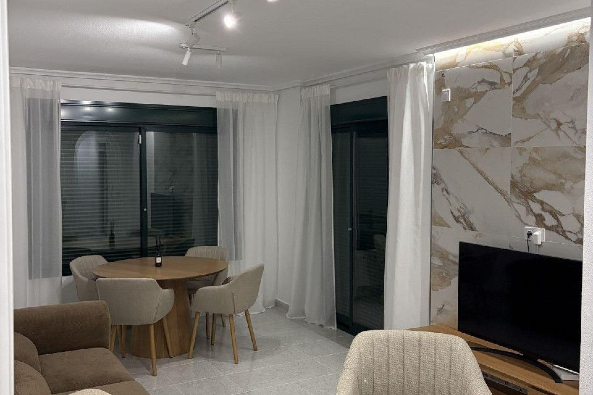 Wiederverkauf - Wohnung - Lomas De Campoamor