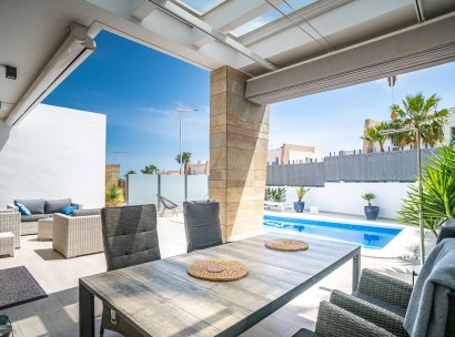 Villa · Herverkoop - La Finca Golf · Alicante · Spanje