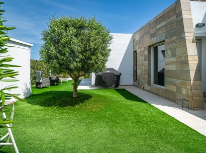 Villa · Herverkoop - La Finca Golf · Alicante · Spanje