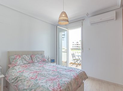 Town house · Reventa - Orihuela Costa · Lomas de Cabo Roig · Alicante · España
