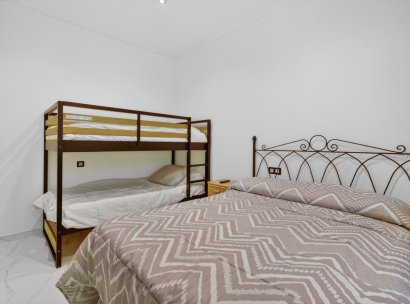 Villa · Herverkoop - El Altet · San Francisco de Asis · Alicante · Spanje