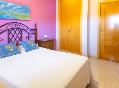 Appartement · Herverkoop - Finestrat · Cala de Finestrat · Alicante · Spanje