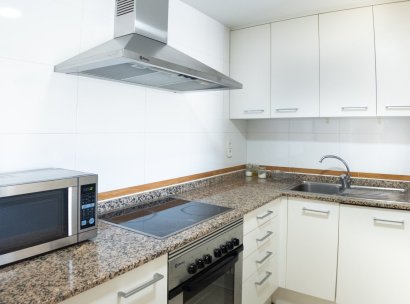 Appartement · Herverkoop - Finestrat · Cala de Finestrat · Alicante · Spanje