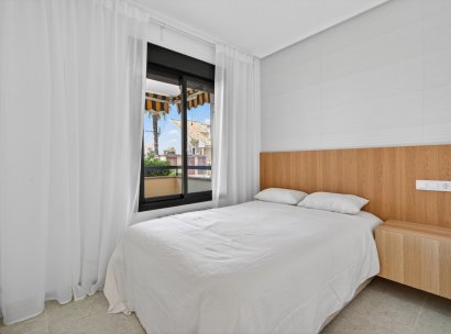 Appartement · Herverkoop - Orihuela Costa · Campoamor · Alicante · Spanje