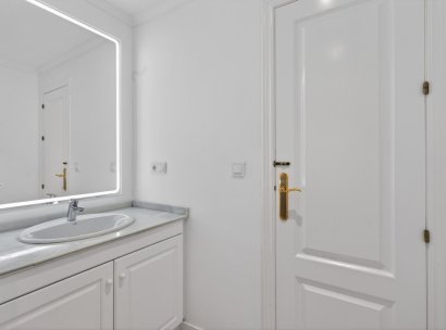 Appartement · Herverkoop - Orihuela Costa · Campoamor · Alicante · Spanje