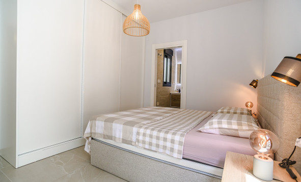 Herverkoop - 1. Appartement / flat - Torrevieja - Costa Blanca Zuid