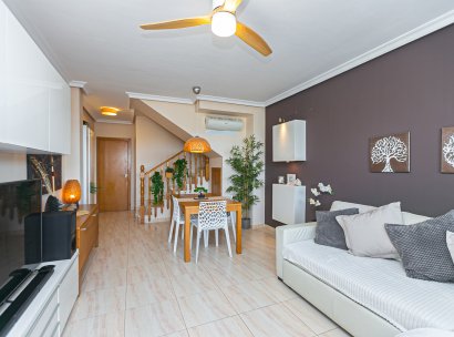 Town house · Herverkoop - Orihuela Costa · Lomas de Cabo Roig · Alicante · Spanje