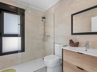 3 Detached Villas · Herverkoop - Daya Nueva · Alicante · Spanje