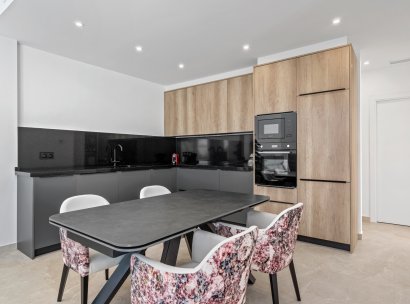 3 Detached Villas · Herverkoop - Daya Nueva · Alicante · Spanje